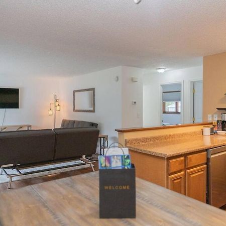 The Western Hale Hideaway フェアバンクス エクステリア 写真